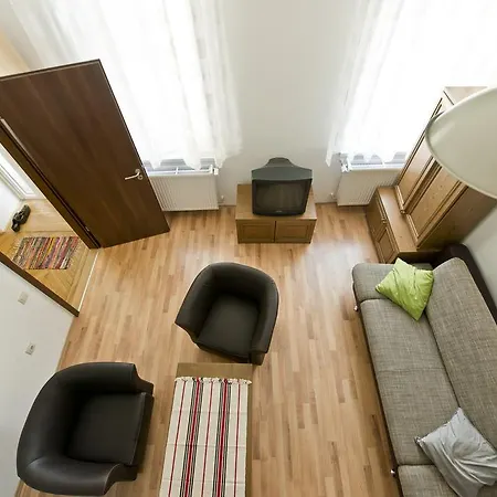 Mamma's Apartment